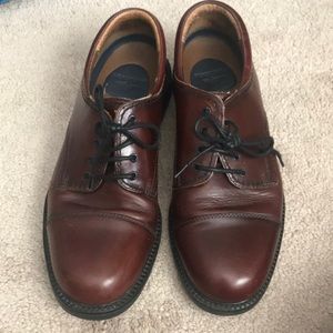 Dockers Mens brown shoe 10M